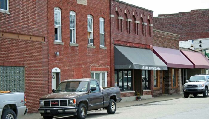 Tips for Finding and Buying a Bank-Owned Ford Truck