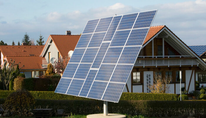 Solar Generators – Types, Benefits, and Cost