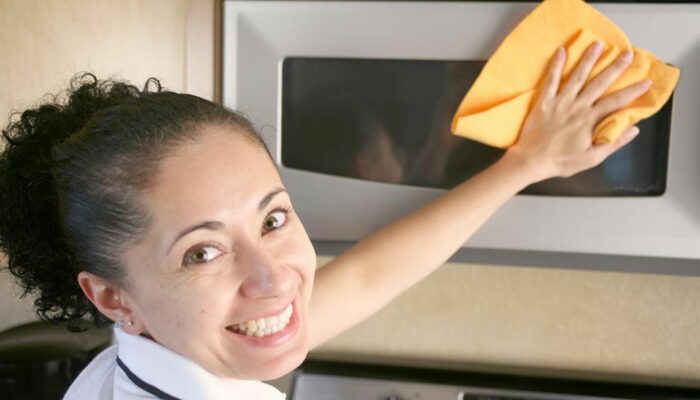 Cleaning tips for 3 important kitchen appliances