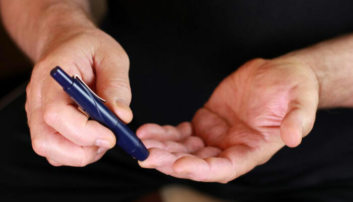 Here are a few common causes and symptoms of type 2 diabetes