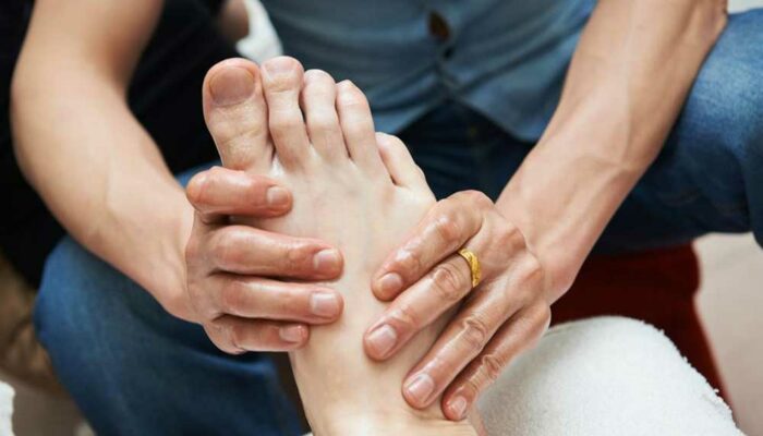 Rheumatoid Arthritis and Gout Foot Pain – Best Treatment Options