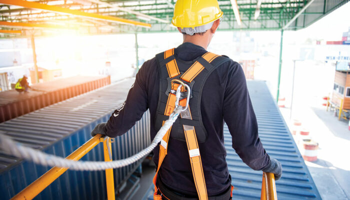 Top 4 safety harness manufacturers