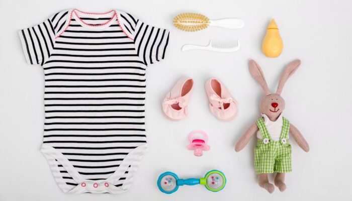 6 Must-Have Apparel Accessories For Infants