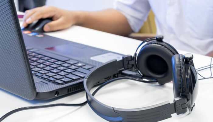 A quick guide to the different kinds of headphones available