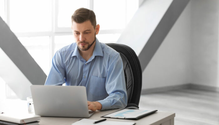 Best websites for live mobile tracking