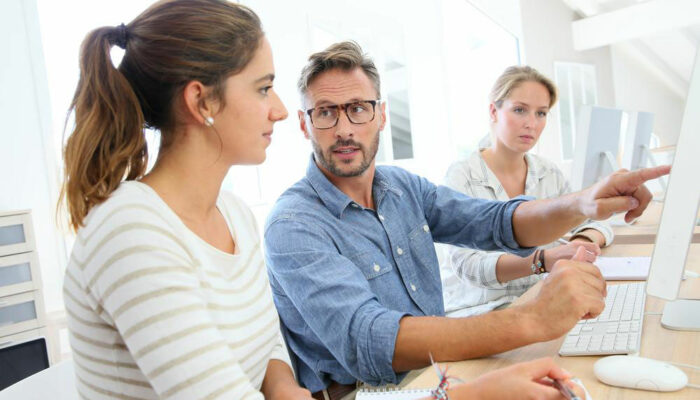 Factors to consider while choosing an online parenting class