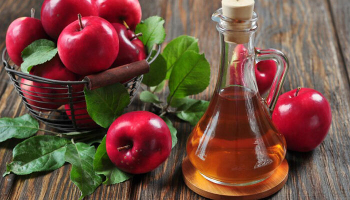 Here’s How Apple Cider Vinegar Helps Lose Weight