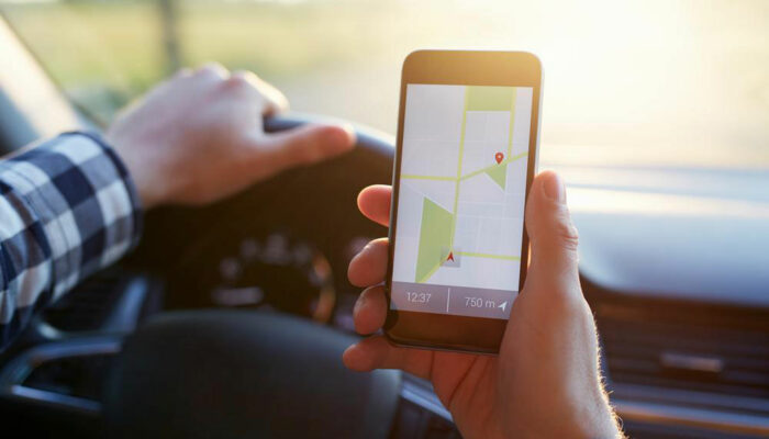 Here’s how GPS helps in tracking a phone