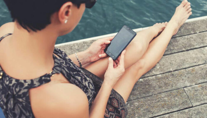 Here’s your opportunity to get a Windows phone at discounted rates