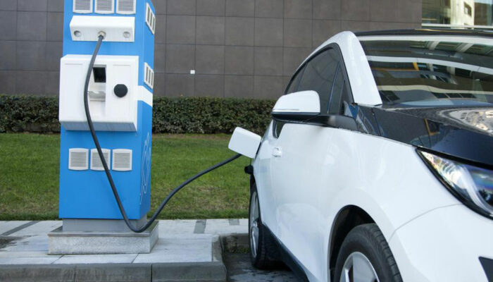 The Toyota Avalon Hybrid – the best in hybrid sedan class