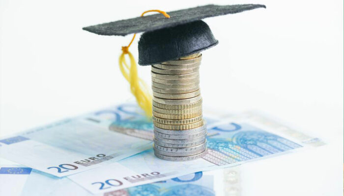 The different types of no cosigner student loans