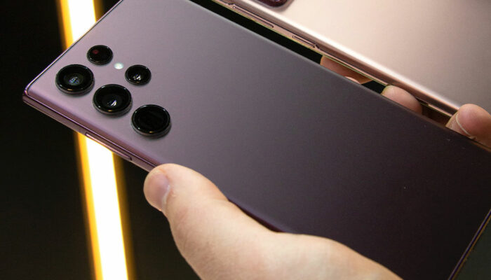 Top AT&T deals to buy the new Samsung Galaxy S22