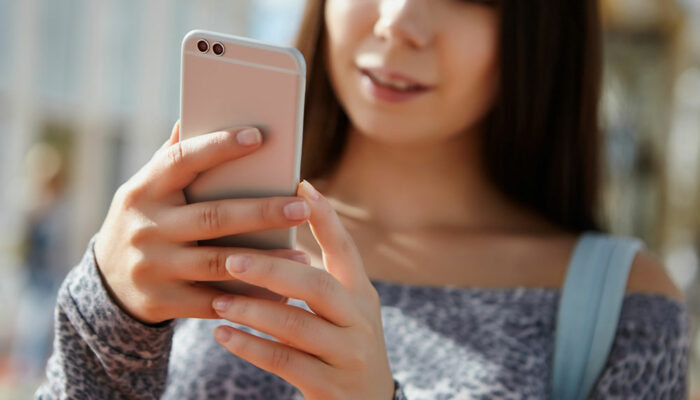 Top websites offering free text messaging service to mobiles