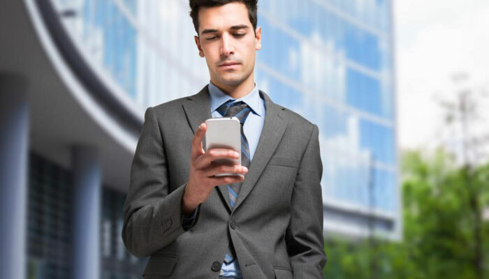 Various ways to do a reverse cell phone lookup