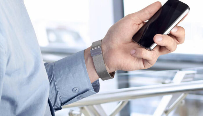 Ways to get a wireless phone at amazing discounts