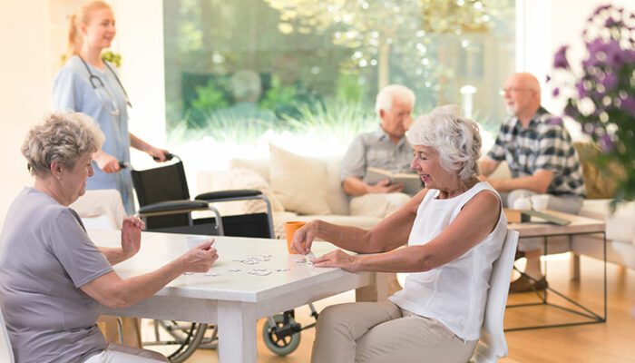 3 Factors to Consider While Choosing a Senior Living Facility