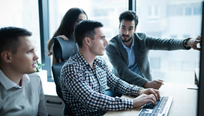 3 popular online software development courses