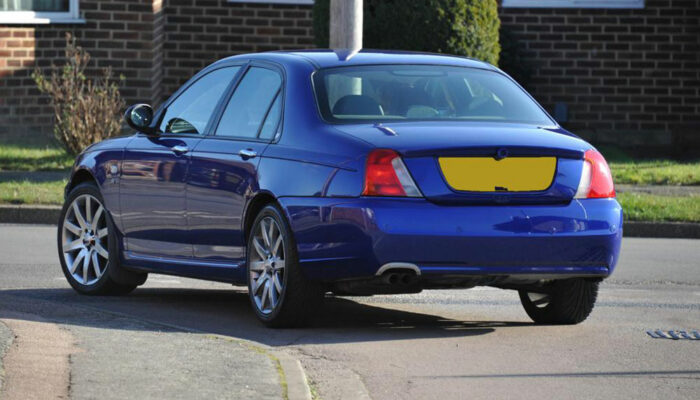 3 popular sites that offer the best deals on cars