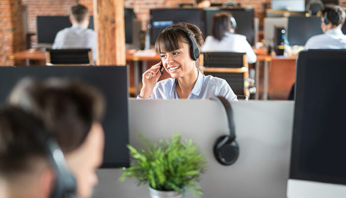 5 Factors to Consider When Choosing a Call Center Software